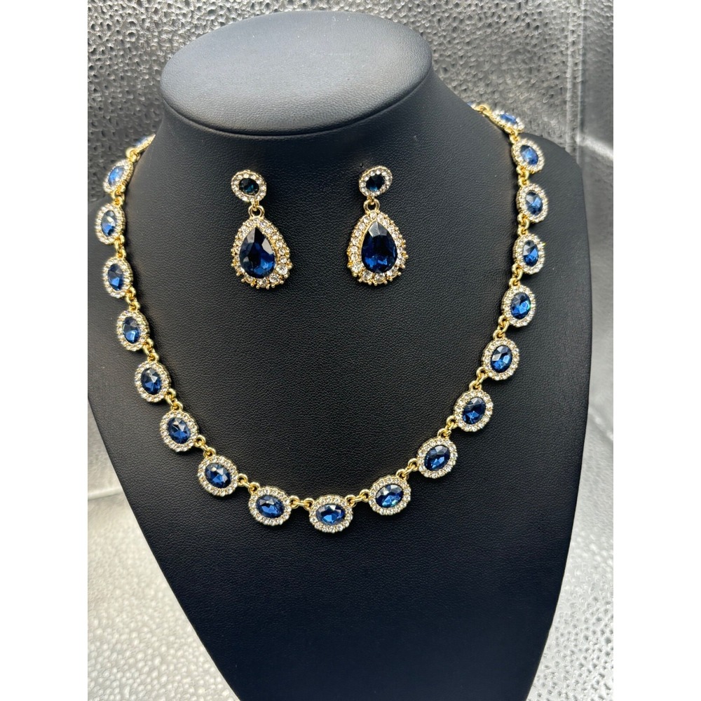 Women's Necklace Earrings Jewelry Set